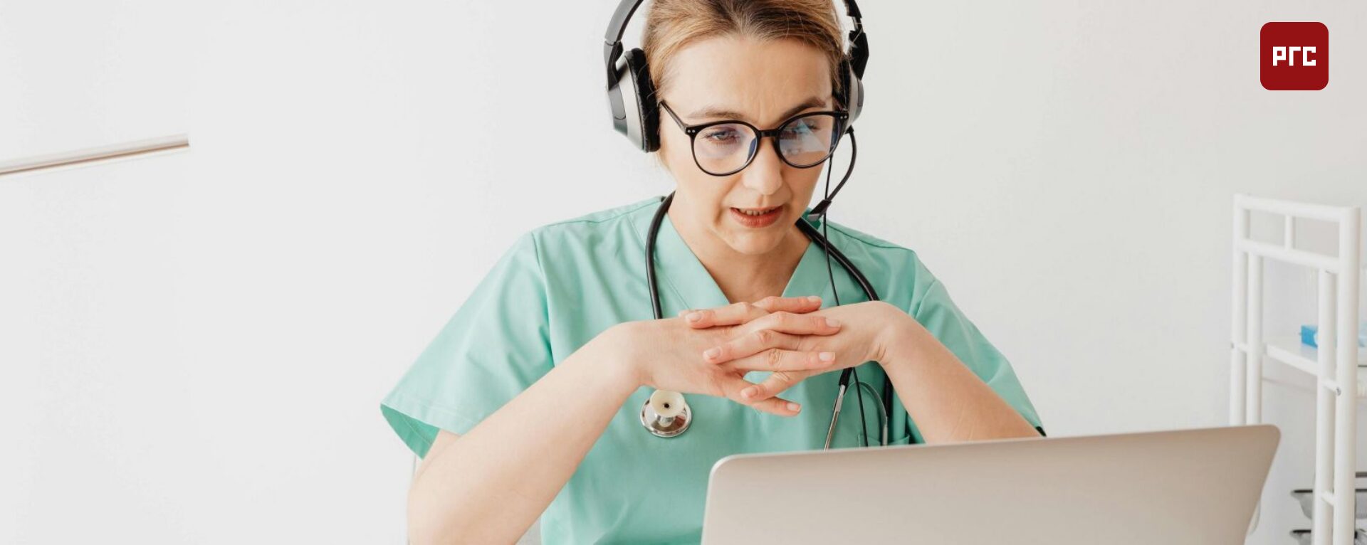 «Росгосстрах» полис «Доктор онлайн» — ваш врач в смартфоне